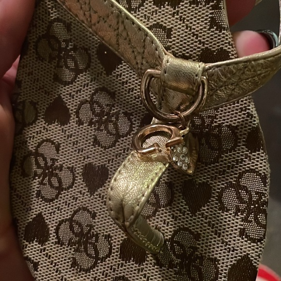 Sz 8.5 Guess by Marciano sandals in good condition - Picture 2 of 5